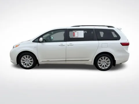 More photos of 2016 Toyota Sienna XLE at Nyhus Family Sales, MN