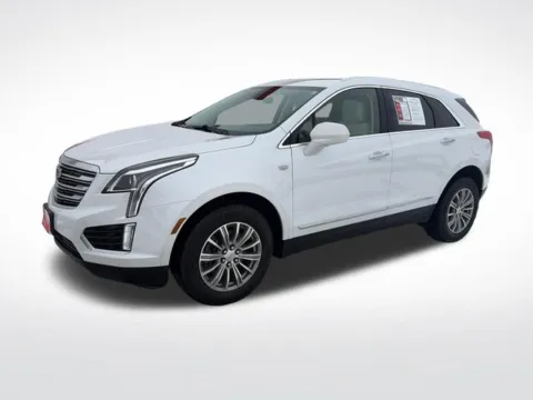 White 2019 Cadillac XT5 Luxury for sale in Perham, MN