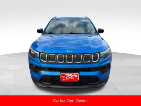 Photos of 2022 Jeep Compass Latitude Lux for sale in Perham, MN at Nyhus Family Sales