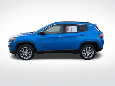 More photos of 2022 Jeep Compass Latitude Lux at Nyhus Family Sales, MN