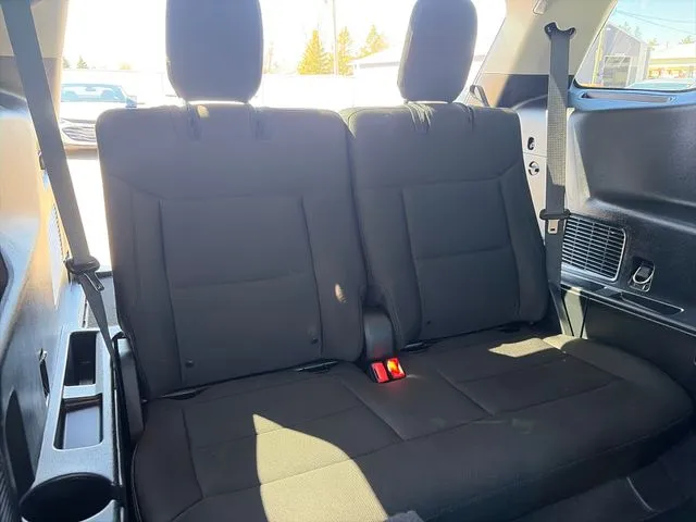 Ford Explorer photo 41