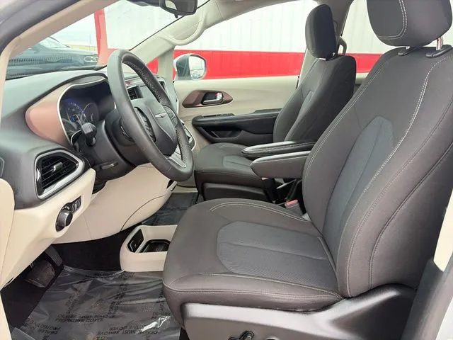 Chrysler Voyager photo 22