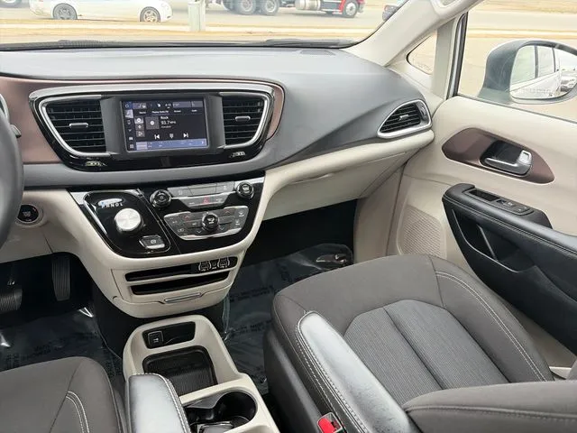 Chrysler Voyager photo 33