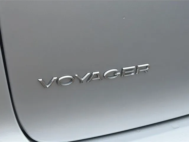 Chrysler Voyager photo 21