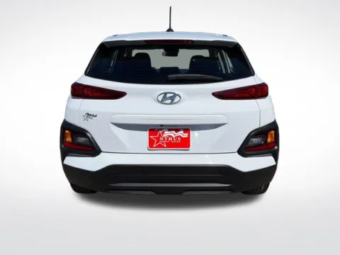 More photos of 2020 Hyundai Kona SE at Nyhus Family Sales, MN