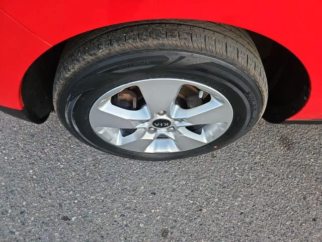 Kia Soul photo 11