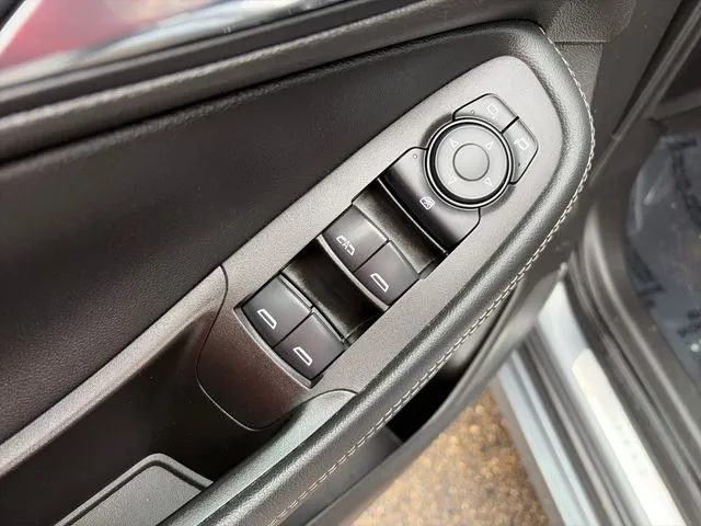 Buick Encore GX photo 27