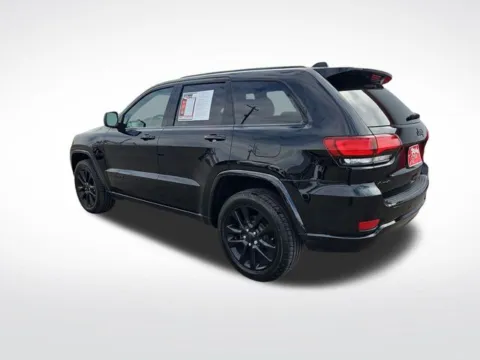 More photos of 2018 Jeep Grand Cherokee Altitude at Nyhus Family Sales, MN