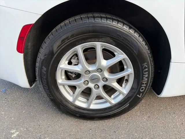 Chrysler Voyager photo 16