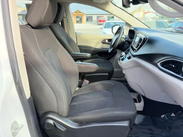 Chrysler Voyager photo 23