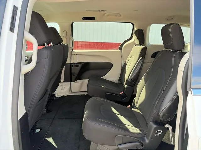 Chrysler Voyager photo 39