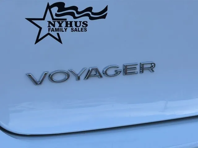 Chrysler Voyager photo 21