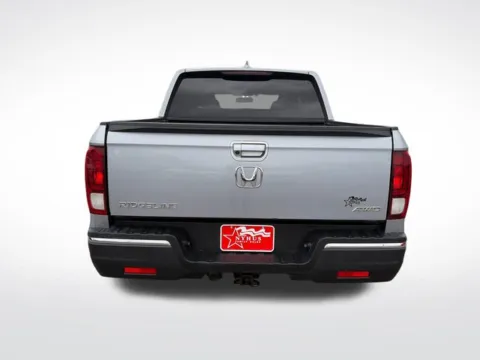 More photos of 2017 Honda Ridgeline RTL-T at Nyhus Family Sales, MN