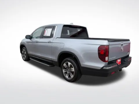 More photos of 2017 Honda Ridgeline RTL-T at Nyhus Family Sales, MN
