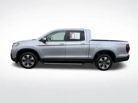 More photos of 2017 Honda Ridgeline RTL-T at Nyhus Family Sales, MN