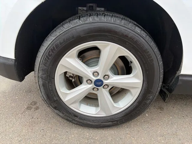 Ford Edge photo 15