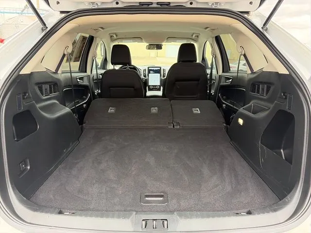Ford Edge photo 39