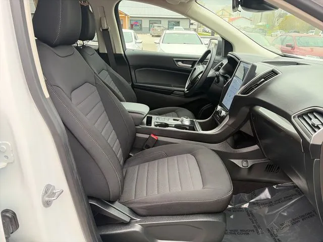 Ford Edge photo 22