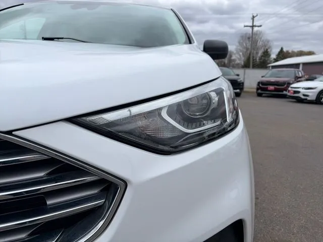Ford Edge photo 17