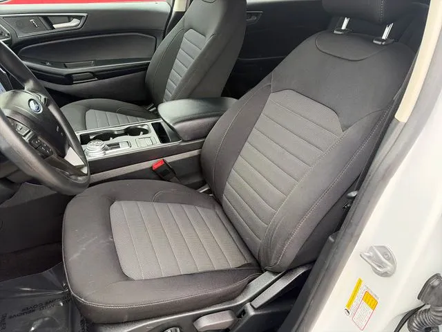 Ford Edge photo 36