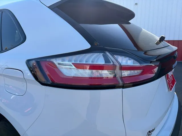 Ford Edge photo 19