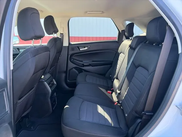 Ford Edge photo 37