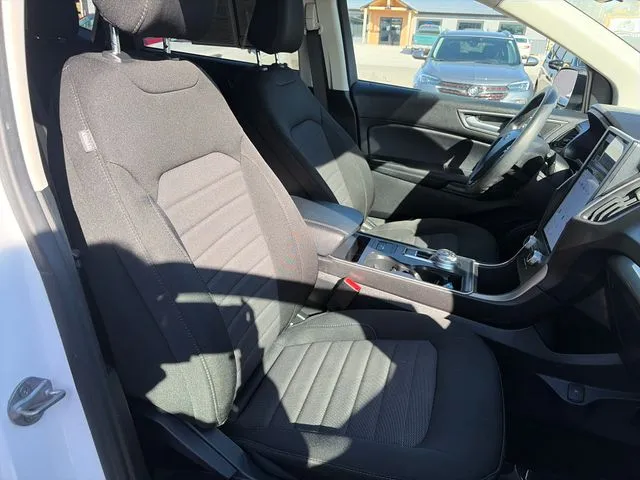 Ford Edge photo 26