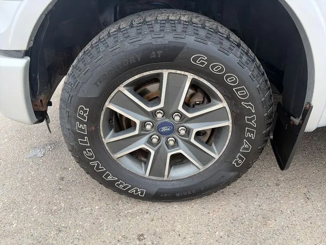 Ford F-150 photo 13