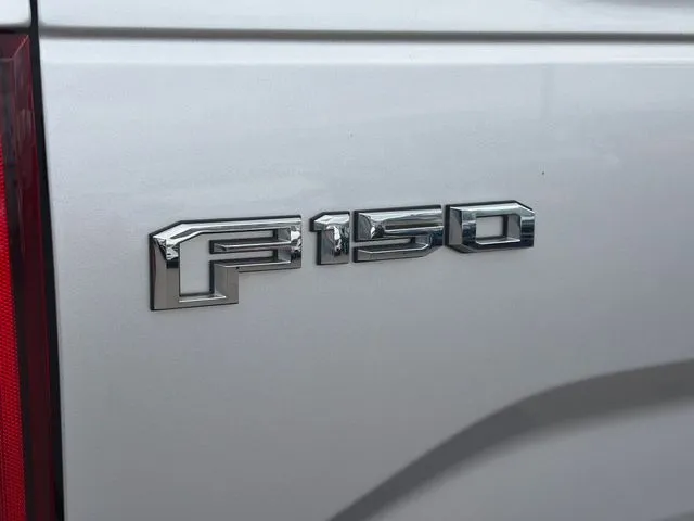Ford F-150 photo 22