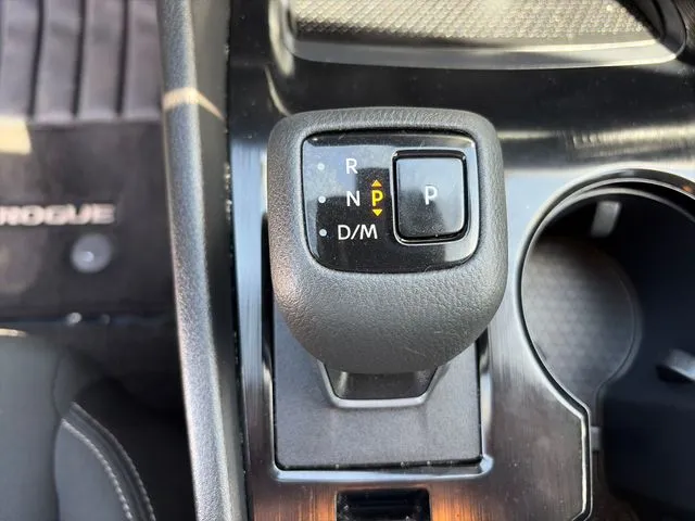 Nissan Rogue photo 34