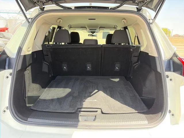 Nissan Rogue photo 40