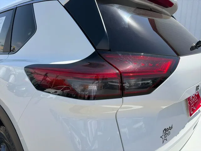 Nissan Rogue photo 19