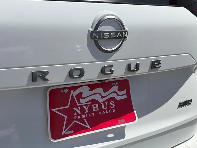 Nissan Rogue photo 20