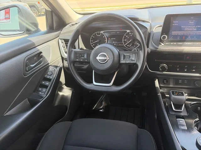 Nissan Rogue photo 29
