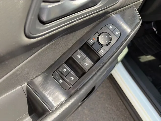 Nissan Rogue photo 25