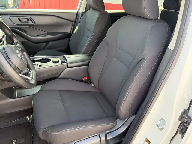 Nissan Rogue photo 36