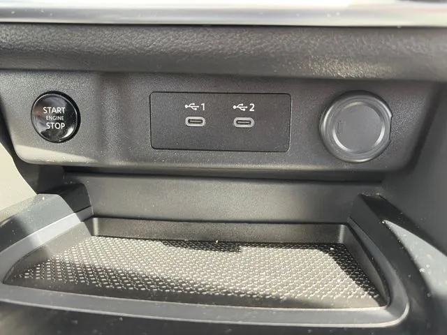 Nissan Rogue photo 51