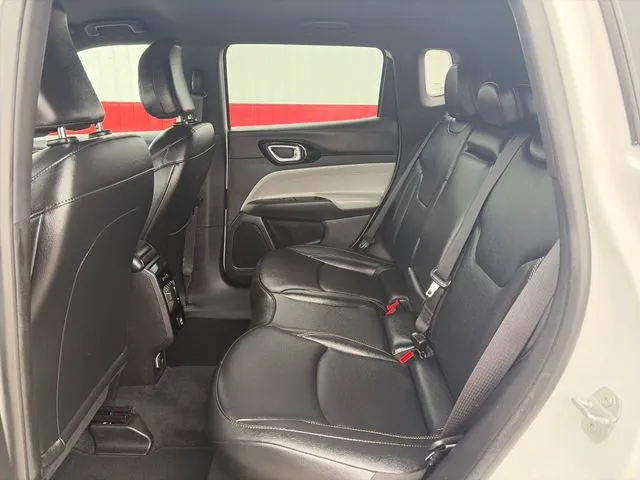 Jeep Compass photo 40