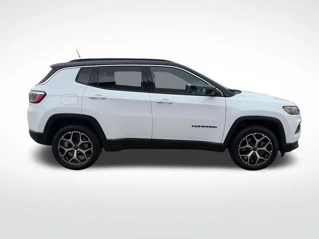 Jeep Compass photo 9