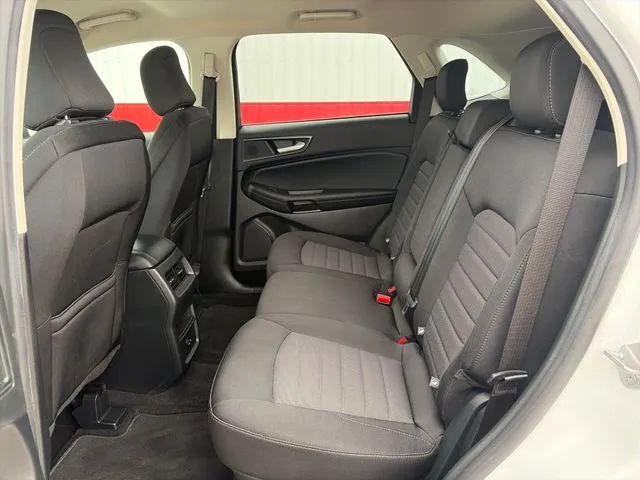 Ford Edge photo 37