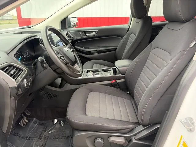Ford Edge photo 21