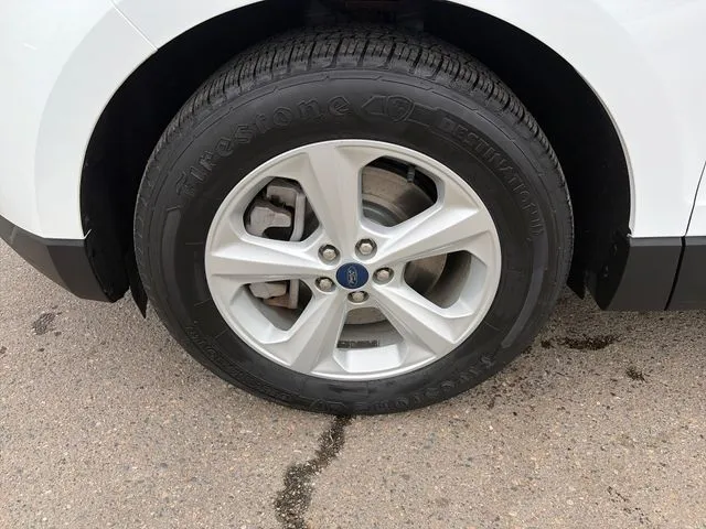Ford Edge photo 11