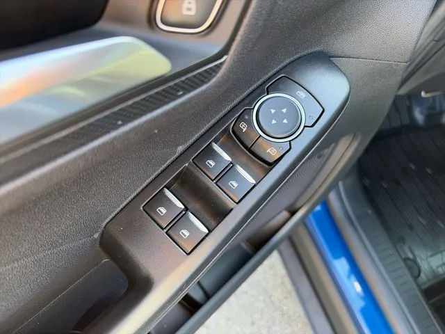 Ford Escape photo 26