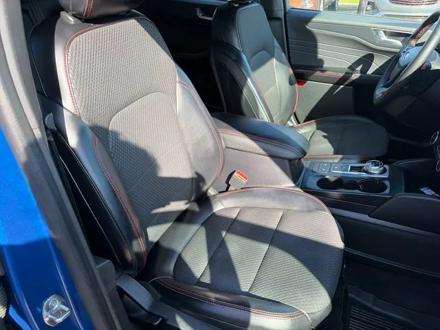 Ford Escape photo 37