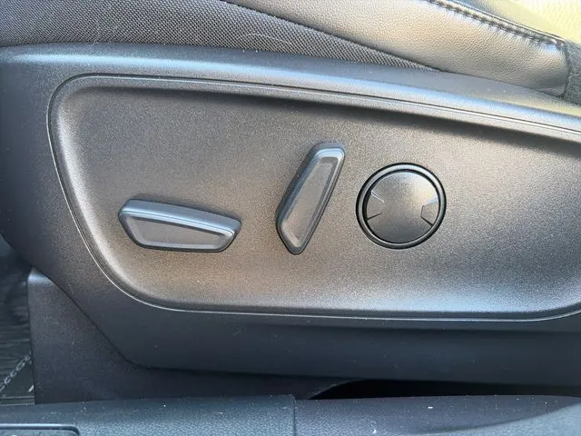 Ford Escape photo 27
