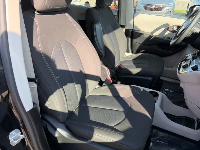 Chrysler Voyager photo 37