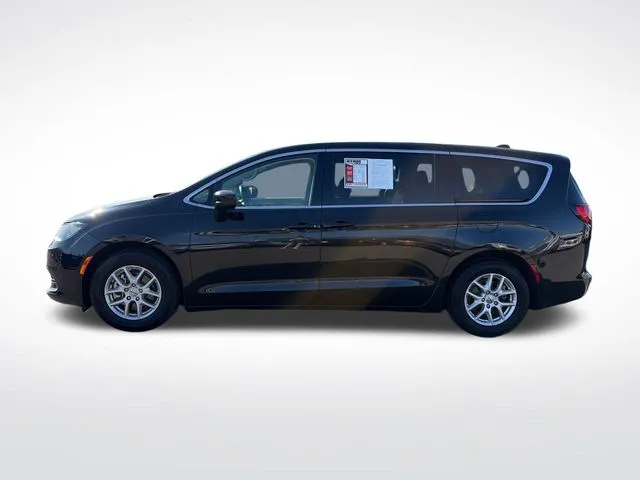 Chrysler Voyager photo 3