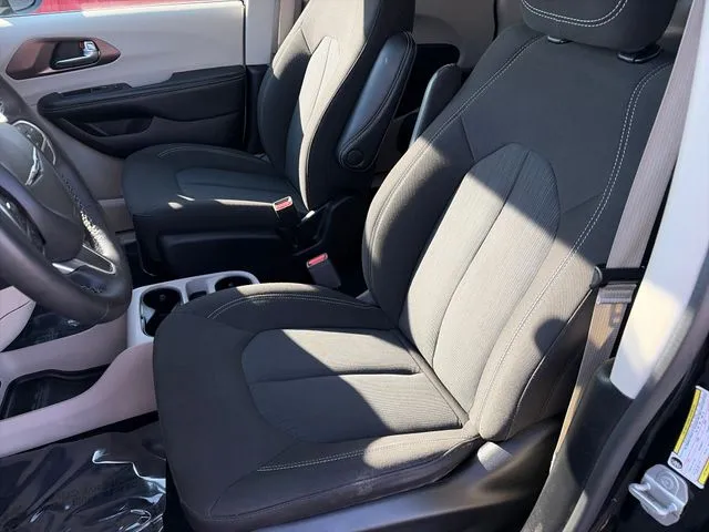 Chrysler Voyager photo 38