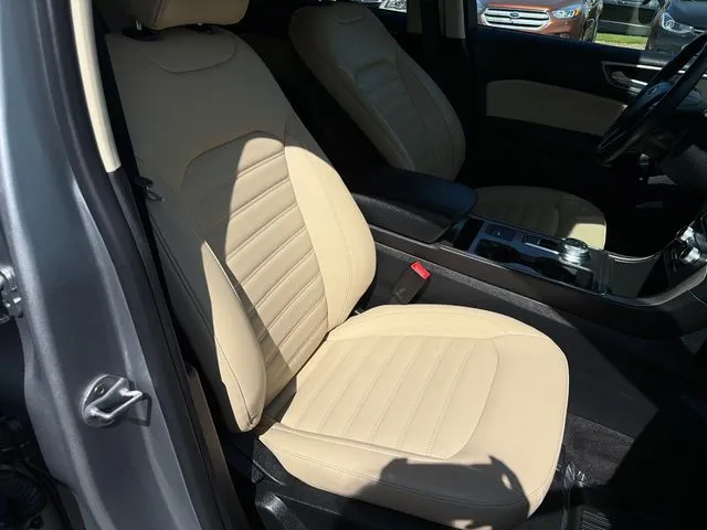 Ford Edge photo 37