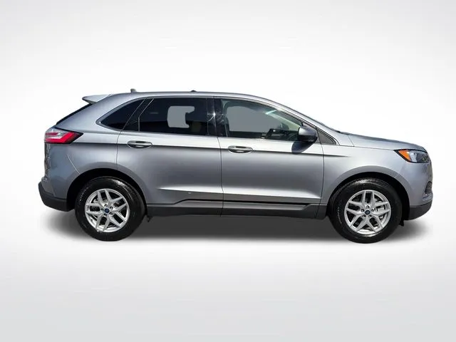 Ford Edge photo 9